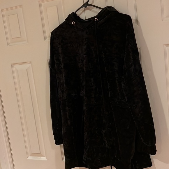 Zara black crushed  Velvet hooded sweatshirt Sz M - Picture 4 of 13